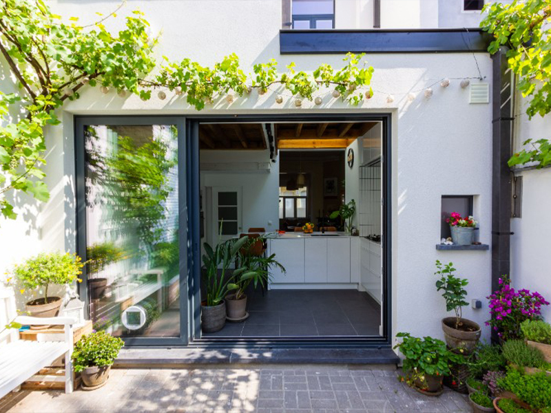 Image hover effect image